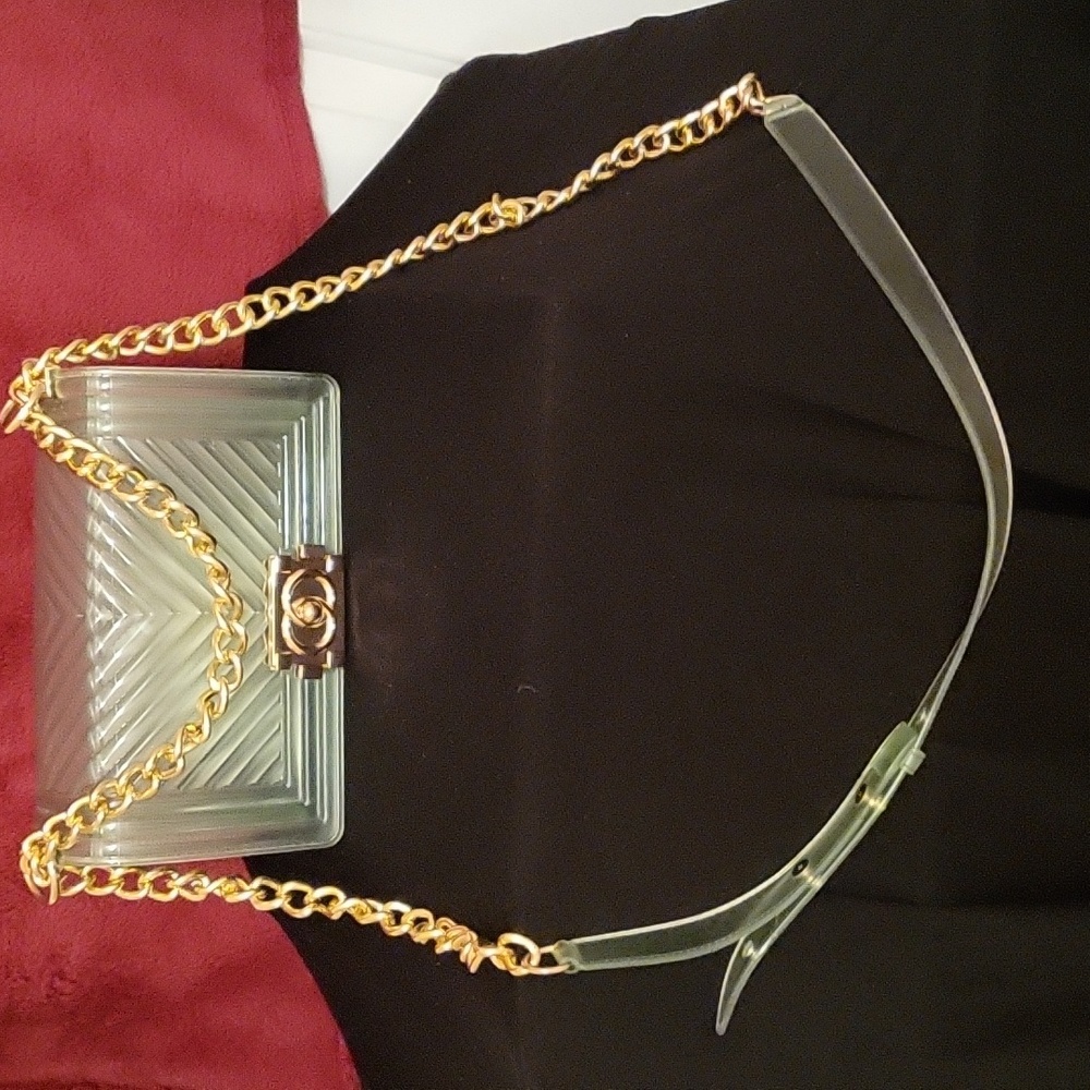 Mezon Handbag